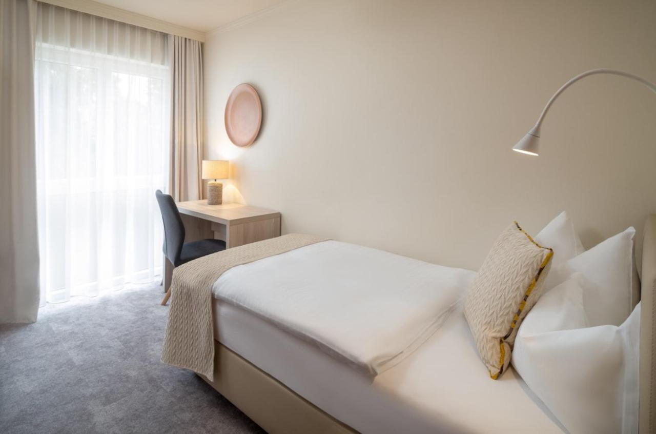 Hotel Post Wrann Фельден-ам-Вёртер-Зе Экстерьер фото